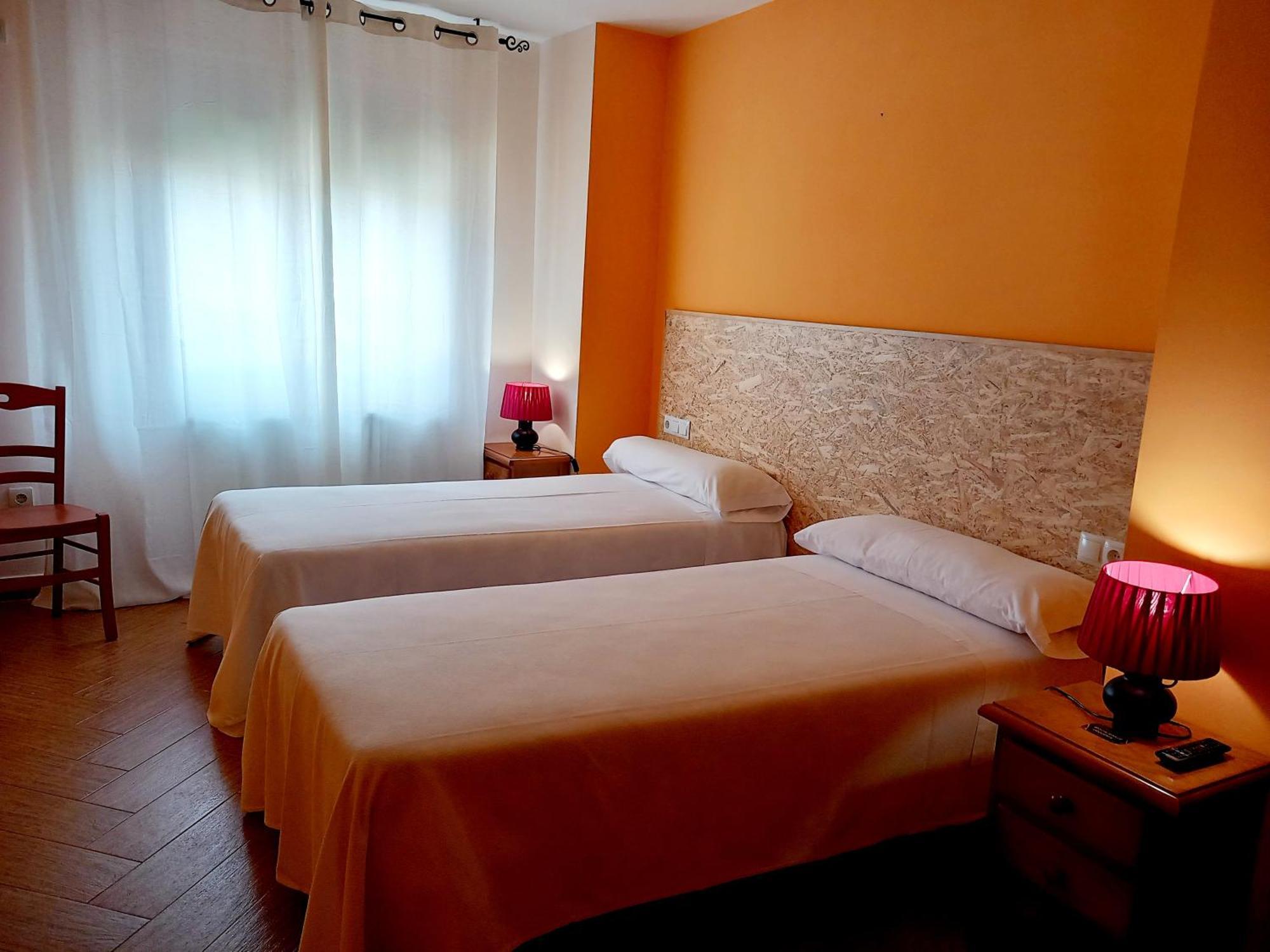 Hotel Rural Orquidea Velilla del Rio Carrion Екстериор снимка