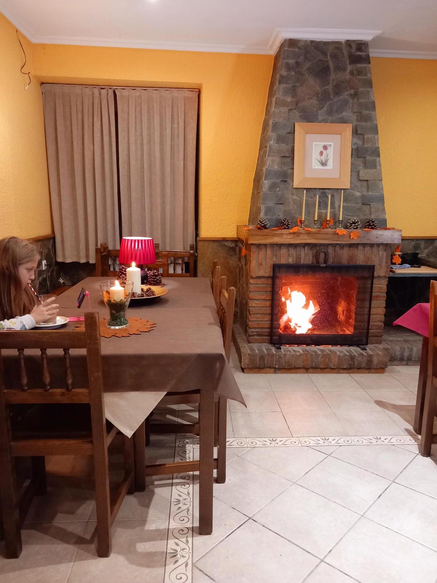 Hotel Rural Orquidea Velilla del Rio Carrion Екстериор снимка